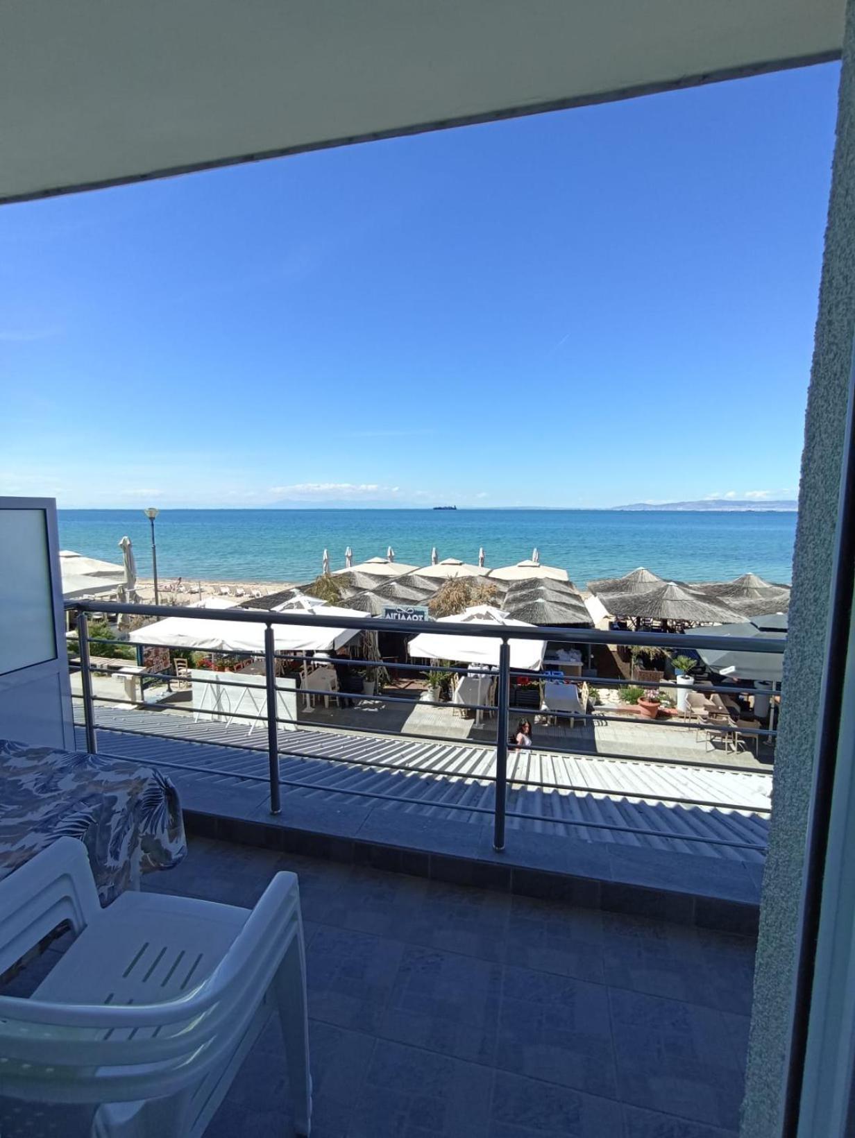 Aktis Sea View Studios Peraía Exterior foto